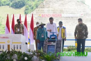Presiden Jokowi resmikan bendungan Karalloe di Gowa